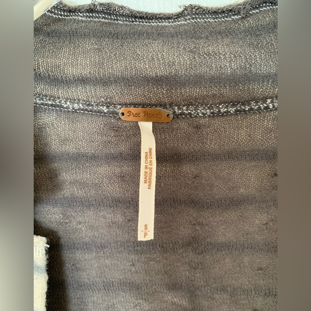 Free People Striped Cardigan - All Wool lightweight - Picture 2 of 9